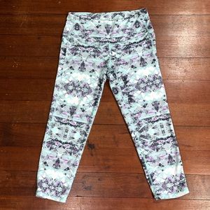 Athleta Cosmic Chaturanga Capri